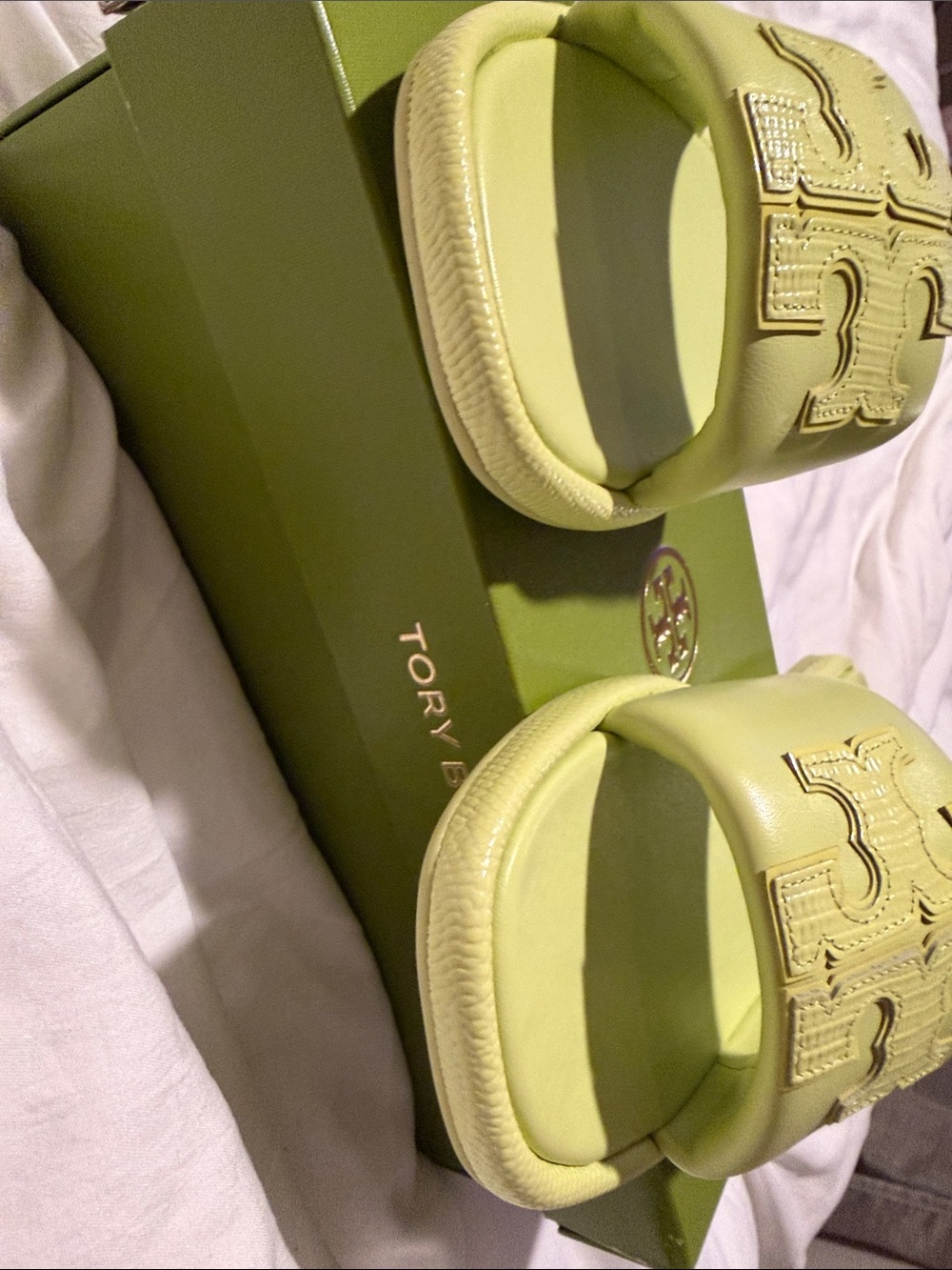 Tory Burch Logo Slide - Picture 4 of 4